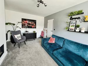 Lounge- click for photo gallery